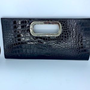 GIANNINI GENUINE FAUX PATENT LEATHER BLACK EMBOSSED CLUTCH WITN SILVER